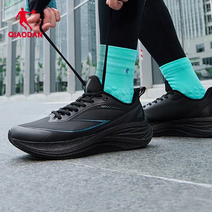 Qiaodan YJ Men's รองเท้าวิ่งและเทรนning สำหรับการออกกำลังกายกลางแจ้งและการเดินป่า QXB023254216 — รองเท้ากีฬา แบรนด์ Qiaodan ของแท้ 100% เช็คราคาจาก Shopee Lazada thumbnail 4