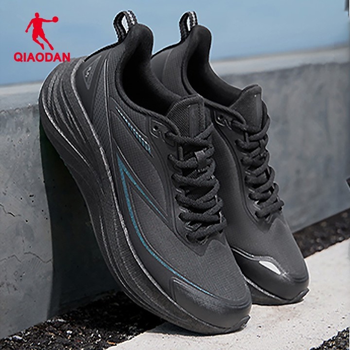 Qiaodan YJ Men's รองเท้าวิ่งและเทรนning สำหรับการออกกำลังกายกลางแจ้งและการเดินป่า QXB023254216 — รองเท้ากีฬา แบรนด์ Qiaodan ของแท้ 100% เช็คราคาจาก Shopee Lazada thumbnail 2