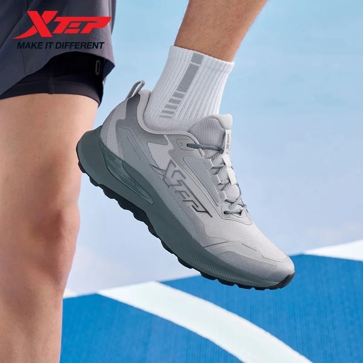XTEP รองเท้าวิ่งสำหรับผู้ชาย น้ำหนักเบาทึ้งลม มีตาข่ายและเทคโนโลยีป้องกันการกระแทก ใช้งานได้ทั้งฟิตเนสและการวิ่ง — รองเท้ากีฬา แบรนด์ Xtep ของแท้ 100% เช็คราคาจาก Shopee Lazada thumbnail 5
