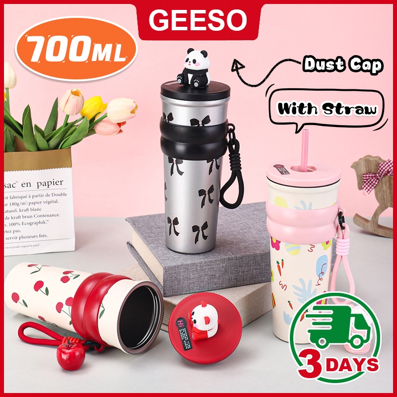 GEESO การ์ตูน แก้วน้ำสแตนเลส 316 ขนาด 700 มล. มีหลอดดูด พับเก็บได้ มีที่เก็บฝาหลอด-200 316 Stainless Steel Water Cup with Rope High-value Thermos Cup 熊猫保温杯
