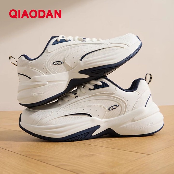Qiaodan ACE ผู้หญิงรองเท้าผ้าใบฤดูหนาวขนแกะอุ่นเทนนิส Casual Cozy Grip รองเท้าวิ่ง QXL042251409 — รองเท้ากีฬา แบรนด์ Qiaodan ของแท้ 100% เช็คราคาจาก Shopee Lazada thumbnail 6
