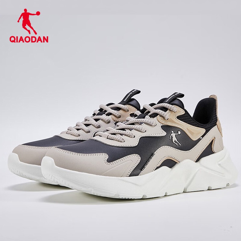QIAODAN รองเท้าวิ่งผู้ชาย น้ำหนักเบาที่ให้ความสบายและมีสไตล์ XM15220273G — รองเท้ากีฬา แบรนด์ Qiaodan ของแท้ 100% เช็คราคาจาก Shopee Lazada thumbnail 4