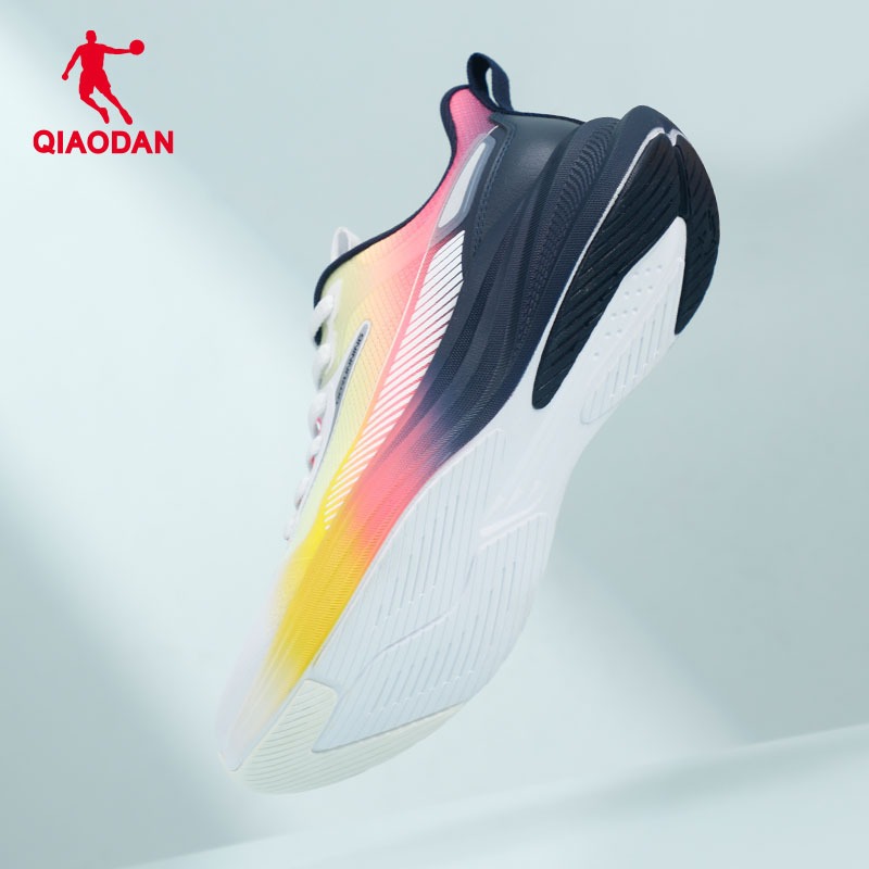 Qiaodan รองเท้าวิ่งผู้ชายแฟชั่น Casual Cushioned ลื่นทนทาน Commuter รองเท้าผ้าใบ QXB023252250ร — รองเท้ากีฬา แบรนด์ Qiaodan ของแท้ 100% เช็คราคาจาก Shopee Lazada thumbnail 3