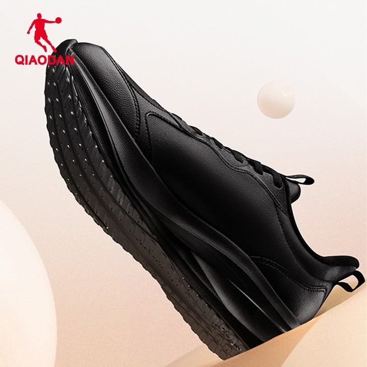 Qiaodan รองเท้าวิ่งผู้ชายฤดูหนาวหนังกันน้ํา Warm Cushioned น้ําหนักเบา QXG023254224บี — รองเท้ากีฬา แบรนด์ Qiaodan ของแท้ 100% เช็คราคาจาก Shopee Lazada thumbnail 6