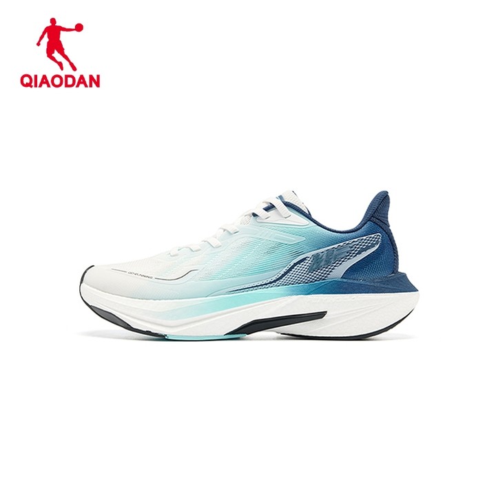 รองเท้ามาราธอน Qiaodan Feiying 5.0 สำหรับผู้ชาย ออกแบบมาพร้อมแผ่นคาร์บอนและเบาะลม — รองเท้ากีฬา แบรนด์ Qiaodan ของแท้ 100% เช็คราคาจาก Shopee Lazada thumbnail 6