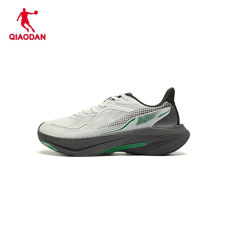 รองเท้ามาราธอน Qiaodan Feiying 5.0 สำหรับผู้ชาย ออกแบบมาพร้อมแผ่นคาร์บอนและเบาะลม — รองเท้ากีฬา แบรนด์ Qiaodan ของแท้ 100% เช็คราคาจาก Shopee Lazada thumbnail 5