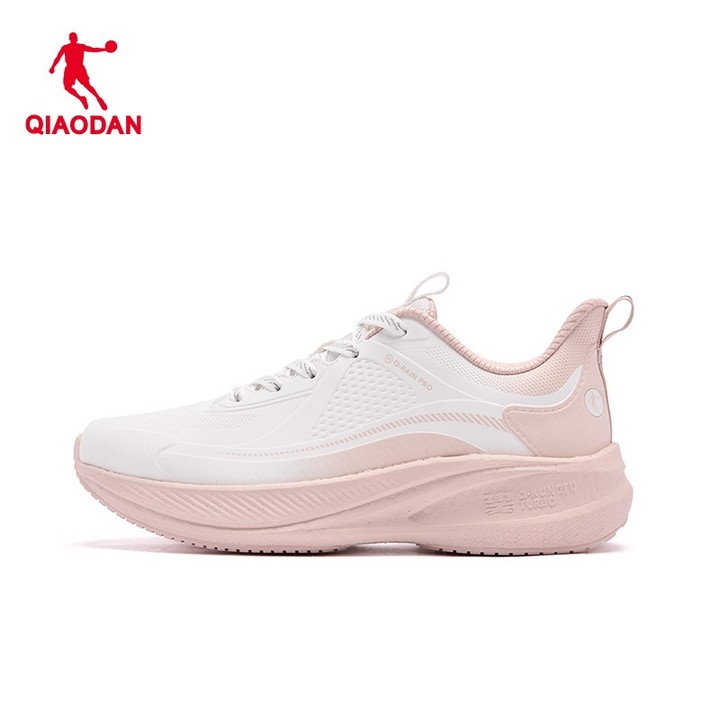 Qiaodan รองเท้าวิ่งผู้หญิงสบาย Retro Cushioned รองเท้าผ้าใบ Sprint กันน้ํา QXB022244236ร — รองเท้ากีฬา แบรนด์ Qiaodan ของแท้ 100% เช็คราคาจาก Shopee Lazada thumbnail 7