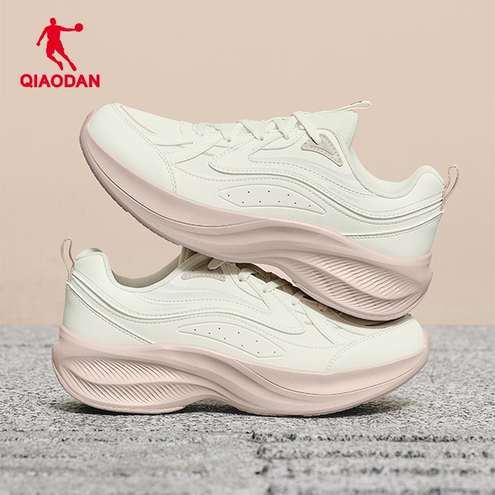 Qiaodan รองเท้าวิ่งกันน้ำและเบาสำหรับนักเรียน  QDB022251252 — รองเท้ากีฬา แบรนด์ Qiaodan ของแท้ 100% เช็คราคาจาก Shopee Lazada thumbnail 8
