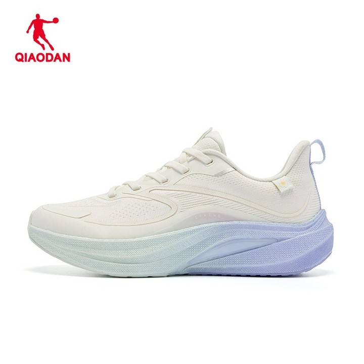 รองเท้าวิ่ง Qiaodan สำหรับผู้หญิง ออกแบบเพื่อกันกระแทกและความปลอดภัย สวมใส่ได้ทุกวัน — รองเท้ากีฬา แบรนด์ Qiaodan ของแท้ 100% เช็คราคาจาก Shopee Lazada thumbnail 5