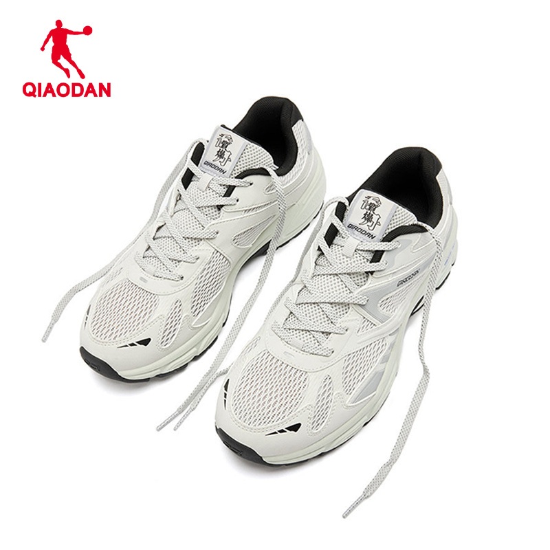 รองเท้าผ้าใบ Qiaodan Dad ตาข่ายระบายอากาศ ออกแบบเรโทร วิ่งสบาย QDL043252410 — รองเท้ากีฬา แบรนด์ Qiaodan ของแท้ 100% เช็คราคาจาก Shopee Lazada thumbnail 5