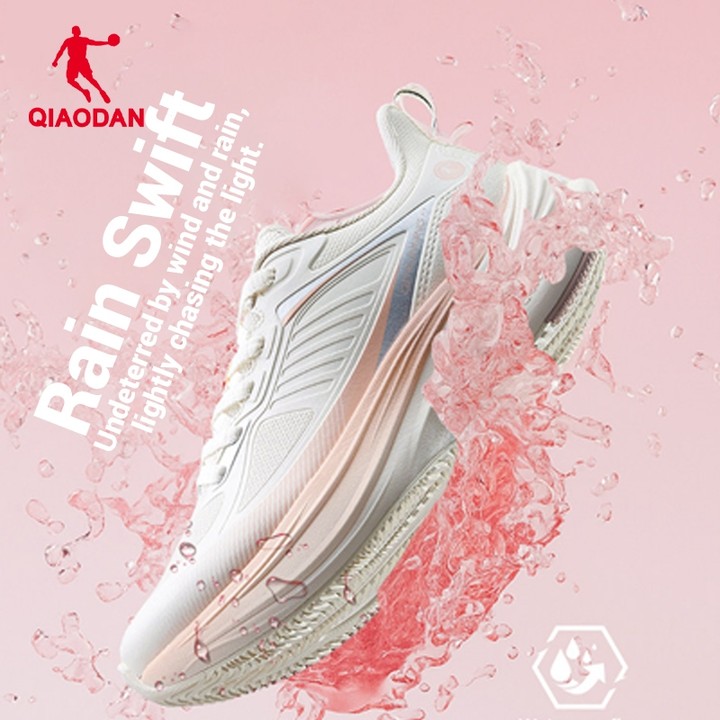 Qiaodan Rain Switcf Lite ผู้หญิงs รองเท้าวิ่งหนังกันน้ําน้ําหนักเบา Anti-Slip QXB022254208 — รองเท้ากีฬา แบรนด์ Qiaodan ของแท้ 100% เช็คราคาจาก Shopee Lazada thumbnail 2