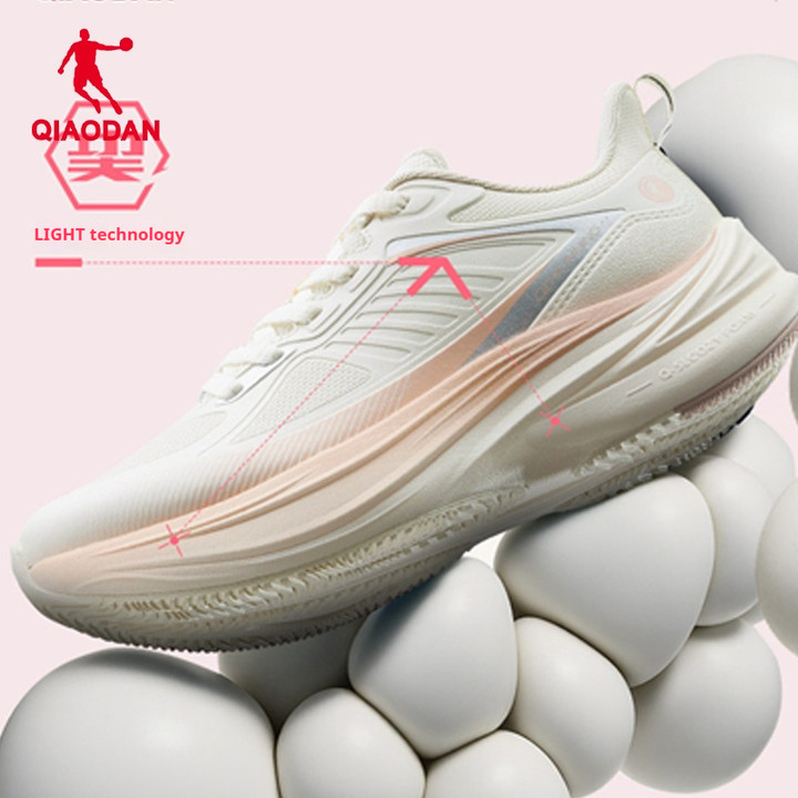 Qiaodan Rain Switcf Lite ผู้หญิงs รองเท้าวิ่งหนังกันน้ําน้ําหนักเบา Anti-Slip QXB022254208 — รองเท้ากีฬา แบรนด์ Qiaodan ของแท้ 100% เช็คราคาจาก Shopee Lazada thumbnail 5