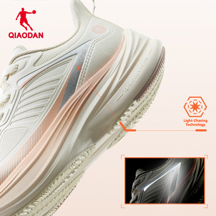 Qiaodan Rain Switcf Lite ผู้หญิงs รองเท้าวิ่งหนังกันน้ําน้ําหนักเบา Anti-Slip QXB022254208 — รองเท้ากีฬา แบรนด์ Qiaodan ของแท้ 100% เช็คราคาจาก Shopee Lazada thumbnail 3