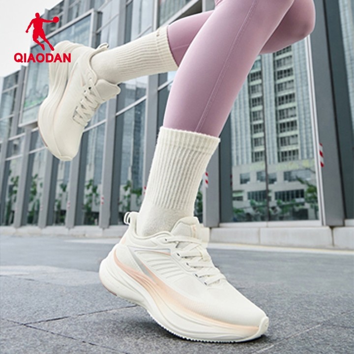 Qiaodan Rain Switcf Lite ผู้หญิงs รองเท้าวิ่งหนังกันน้ําน้ําหนักเบา Anti-Slip QXB022254208 — รองเท้ากีฬา แบรนด์ Qiaodan ของแท้ 100% เช็คราคาจาก Shopee Lazada thumbnail 7