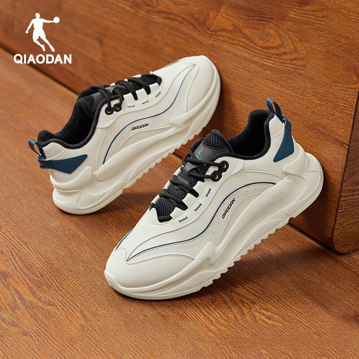 Qiaodan แพลตฟอร์มเพิ่มความสูงรองเท้าพ่อผู้ชายตาข่ายและสังเคราะห์รองเท้ากีฬาลําลอง QXL043253416 — รองเท้ากีฬา แบรนด์ Qiaodan ของแท้ 100% เช็คราคาจาก Shopee Lazada thumbnail 4