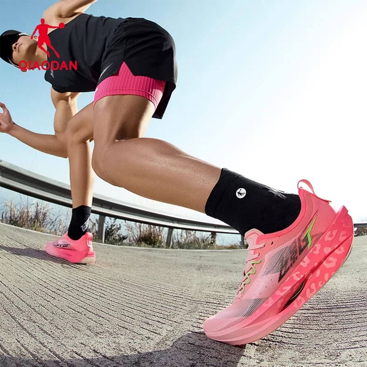 Qiaodan Feiying GT รองเท้าวิ่งผู้ชาย Marathon Racing Training กีฬาสบาย QDB023262260 — รองเท้ากีฬา แบรนด์ Qiaodan ของแท้ 100% เช็คราคาจาก Shopee Lazada thumbnail 7