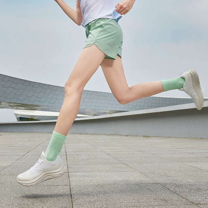 XTEP QINGYUE FW | ผู้หญิงรองเท้าวิ่งฤดูร้อน Breathable ตาข่าย Soft Sole Shock Absorption Leisure Cushioning — รองเท้ากีฬา แบรนด์ Xtep ของแท้ 100% เช็คราคาจาก Shopee Lazada thumbnail 4