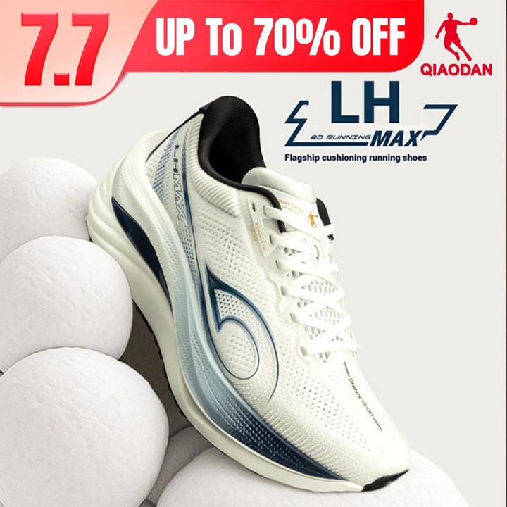 Qiaodan LH MAX รองเท้าวิ่งผู้ชาย พื้นหนา น้ำหนักเบา ใส่สบาย รองรับแรงกระแทก เด้งคืนดี QXB023254214R — รองเท้ากีฬา แบรนด์ Qiaodan ของแท้ 100% เช็คราคาจาก Shopee Lazada - รูปที่ 1