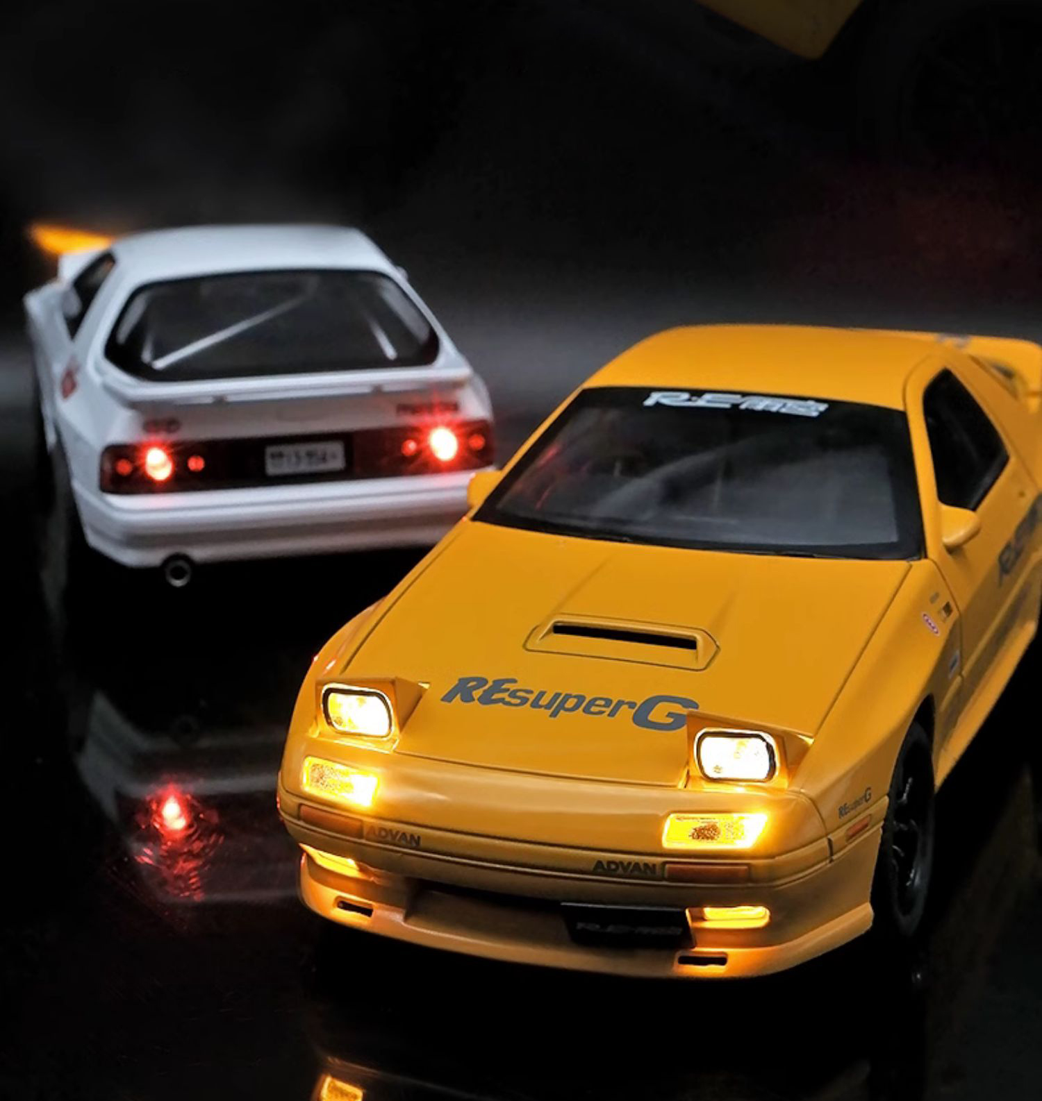 Initial D 1:24 MAZDA RX-7 FC JDM โมเดลรถยนต์ รถบรรทุกจําลอง เปิดได้ มี ...