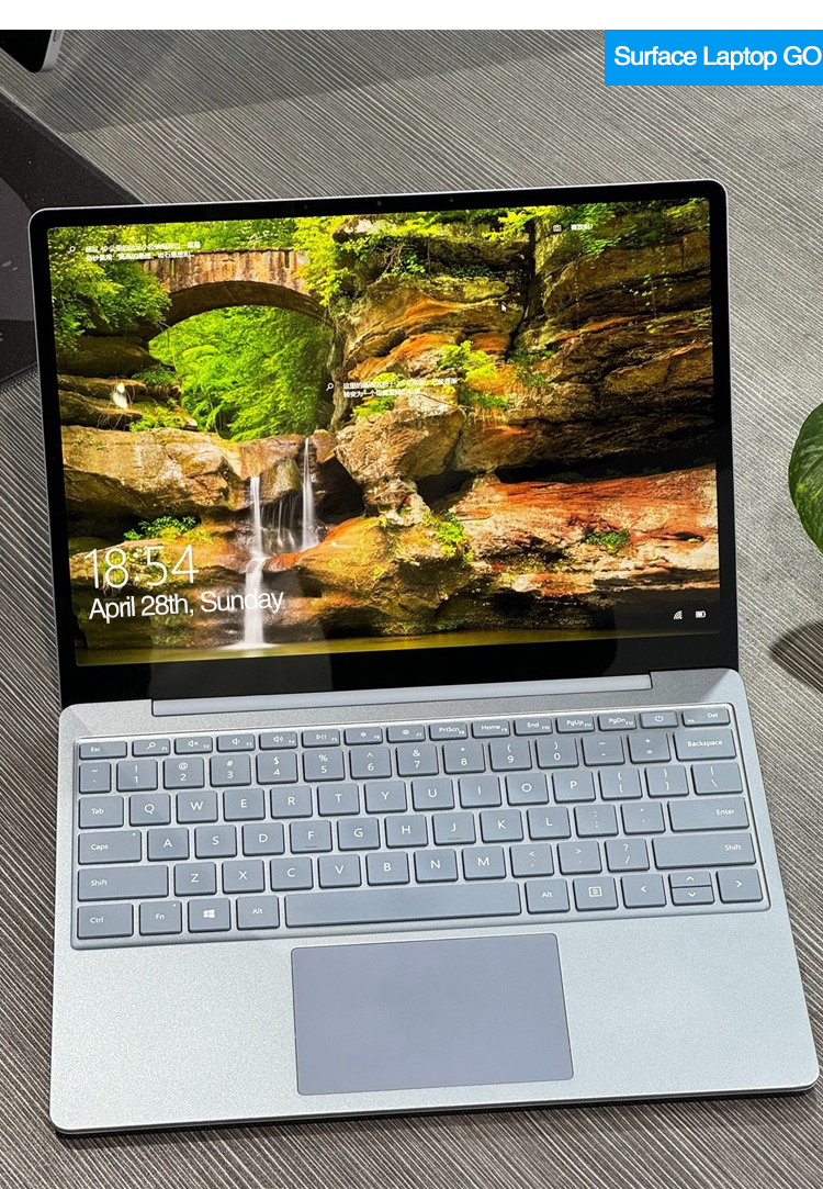 初代surface book i5(2.4 GHz)/8GB/256GB/GPU Microsoft Surface Book
