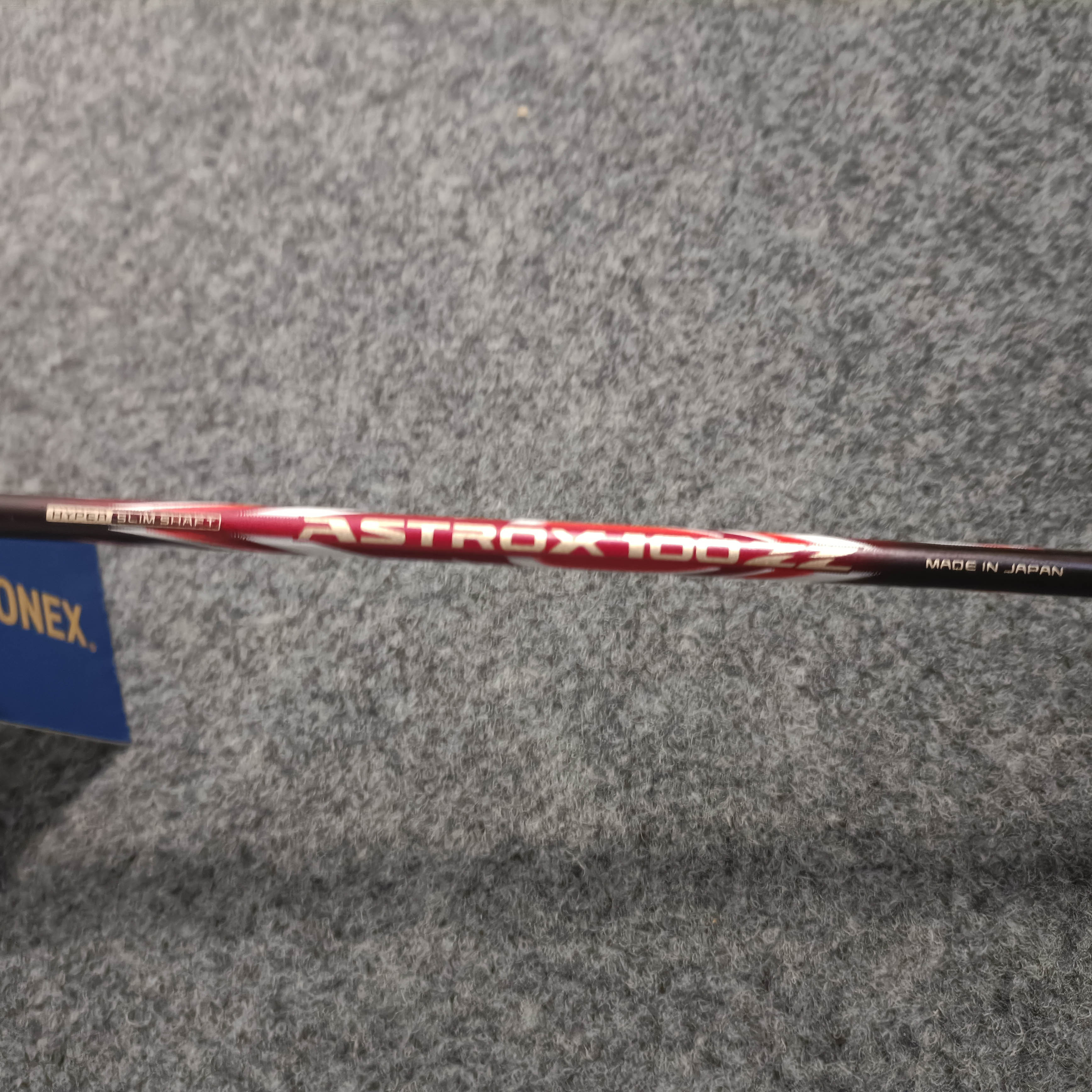 【จัดส่งในวันเดียวกัน】YONEX ไม้แบดมินตัน ASTROX 100 ZZ Red ไม้แบดมินตัน ...