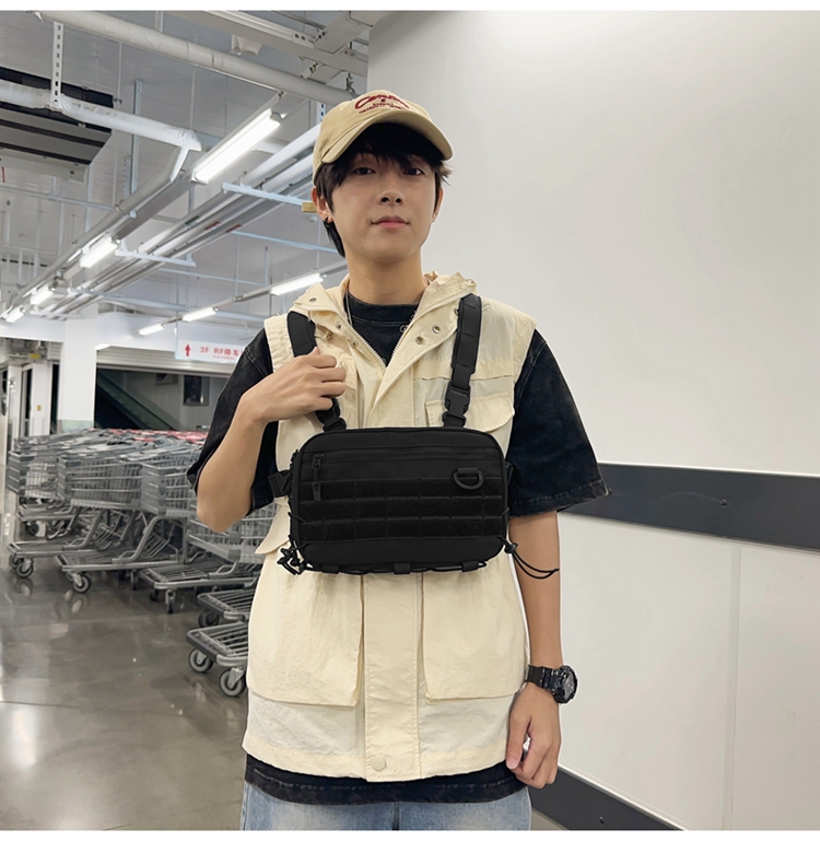 Nylon Chest Rig Bag สีดํา Hip Hop Streetwear Functional Chest Bag ...