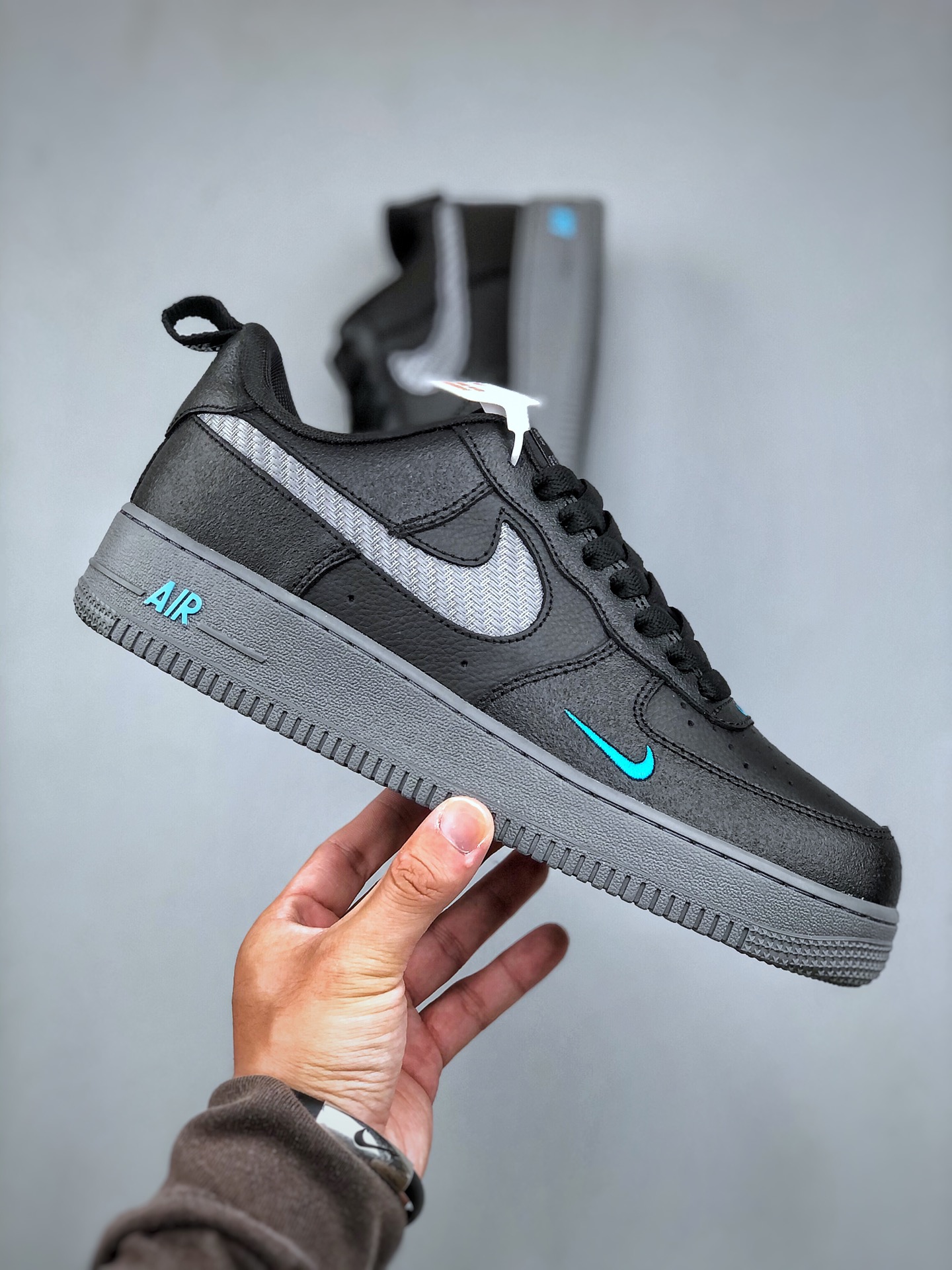 รองเท้าบอร์ดลําลองระดับกลาง Air Force 107 Low DR0155 002 | Shopee Thailand
