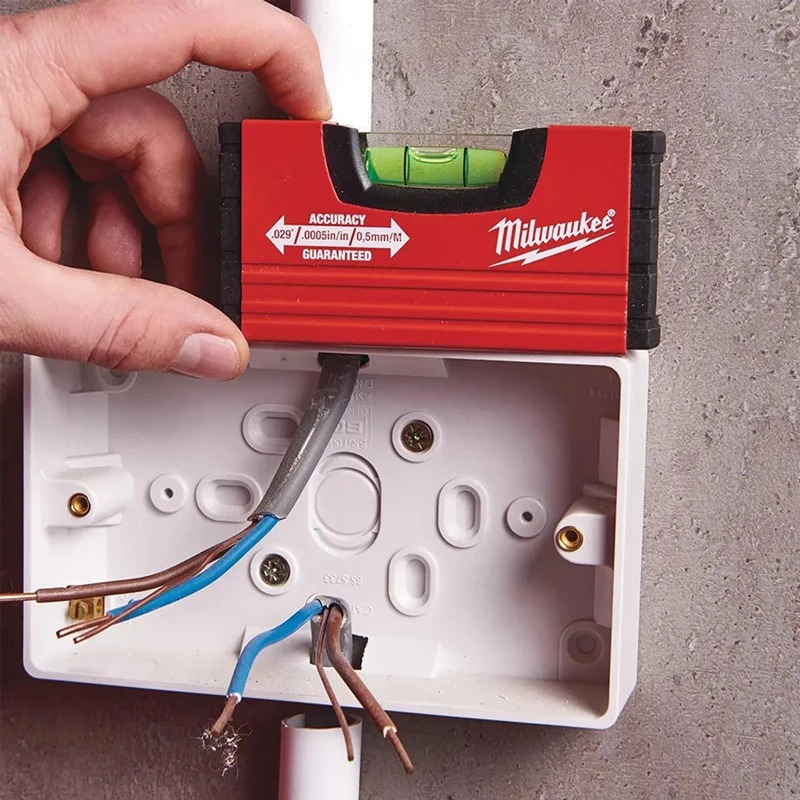 Milwaukee Minibox Level 100mm ความแม่นยําสูง 0.029° ระดับเครื่องมือวัด ...