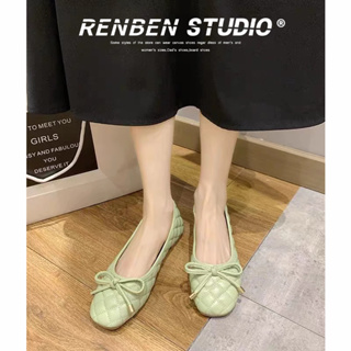 สินค้า RENBEN  รองเท้าแฟชั่นเกาหลีสไตล์ใหม่ เรียบง่าย มีสไตล์ หรูหรา เนียนนุ่ม เบาสบายเท้า