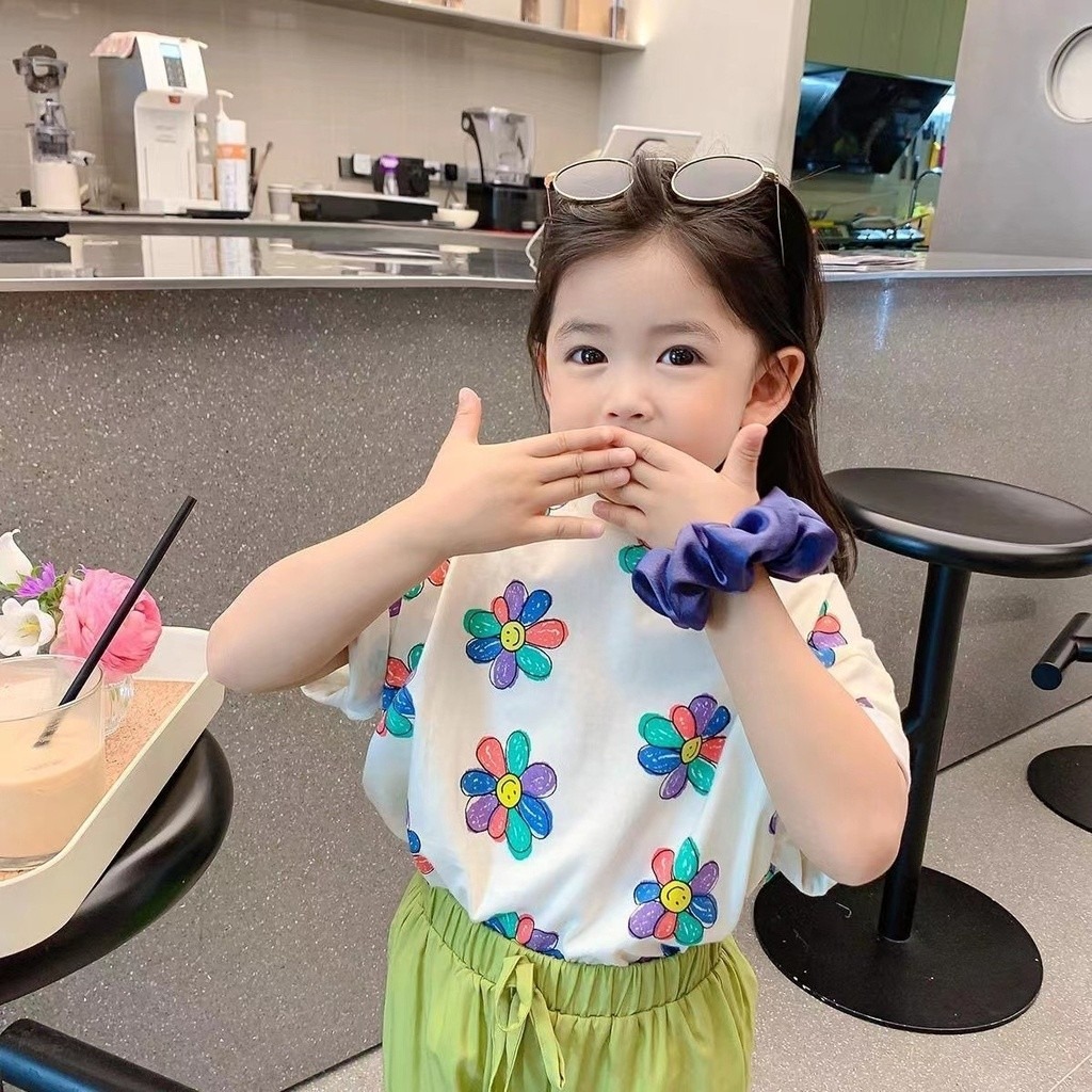 โลโก้ร้าน Girls เสื้อผ้าเด็กมืออาชีพ