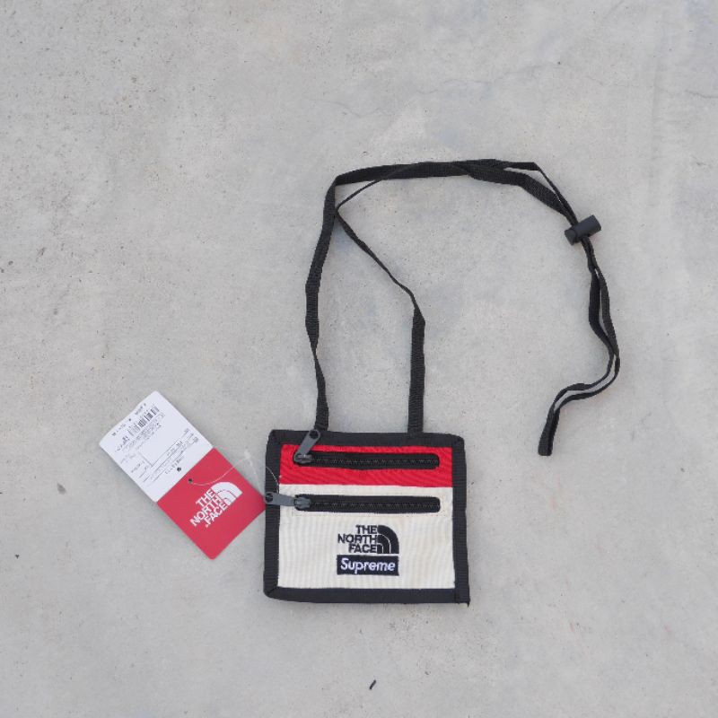 Supreme x The North Face Expedition Travel Wallet | Shopee
