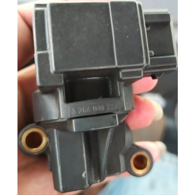 idle-regulating-valve-1435846-วาล์วรอบเดินเบา-bmw-e36-e46-e34-z3-เครื่อง-m43-m44