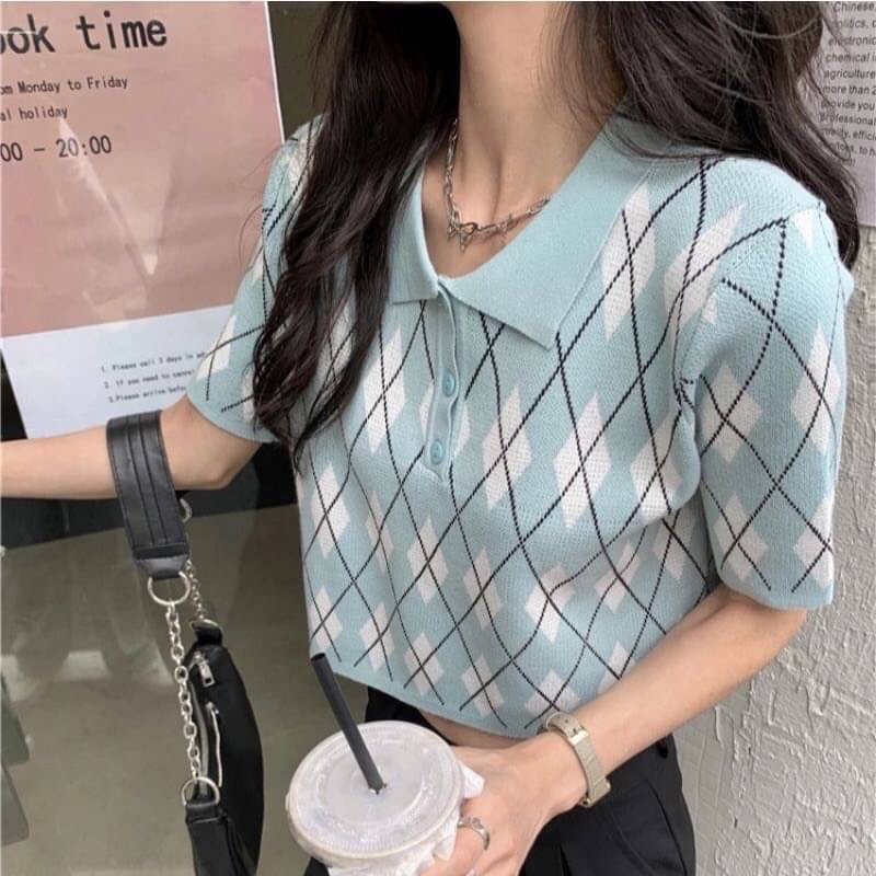 พร้อ-มส่ง-เสื้อไหใพรมคอปก-ลายตารากหมากรุก-สีน่ารักมาก