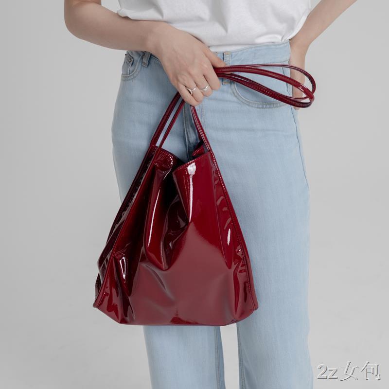 กระเป๋าสะพายข้างกระเป๋าผู้หญิง-big-red-black-white-blue-super-soft-patent-leather-double-strap-large-tote-กระเป๋า
