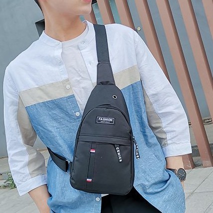 ภาพหน้าปกสินค้าmiss bag fashion กระเป๋าคาดอก Travel Shoulder Unisex Models รุ่น 999