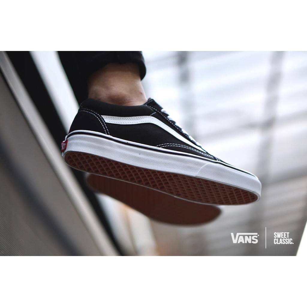 vans-old-skool-classic-black-white-vn000d3hy28