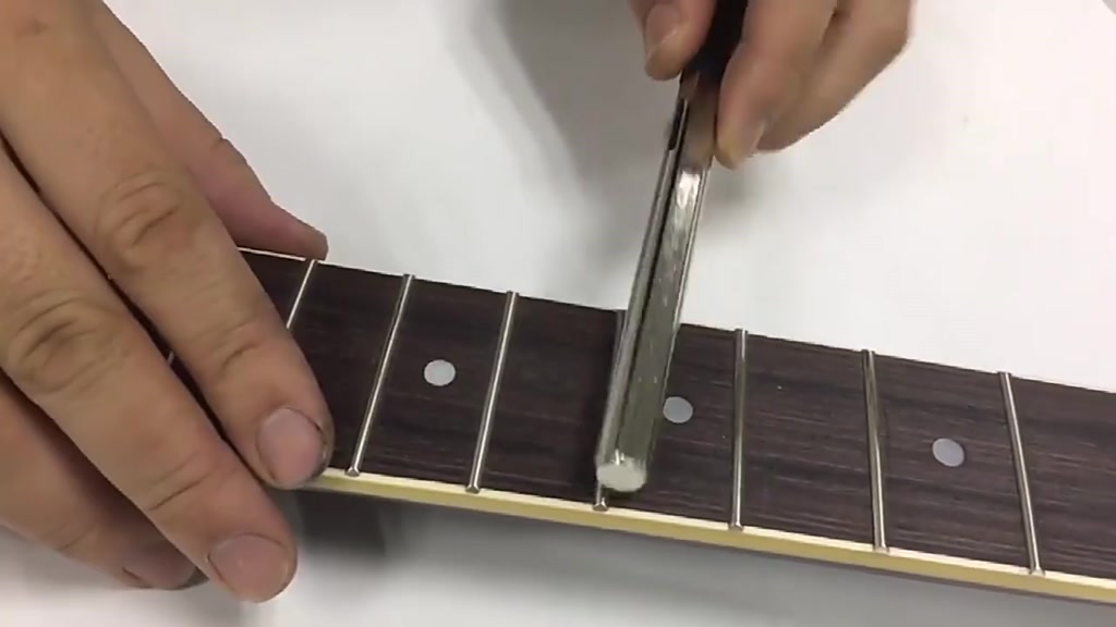 ใหม่-ตะไบขัดเฟรตกีตาร์-เครื่องมือซ่อมแซม-luthier