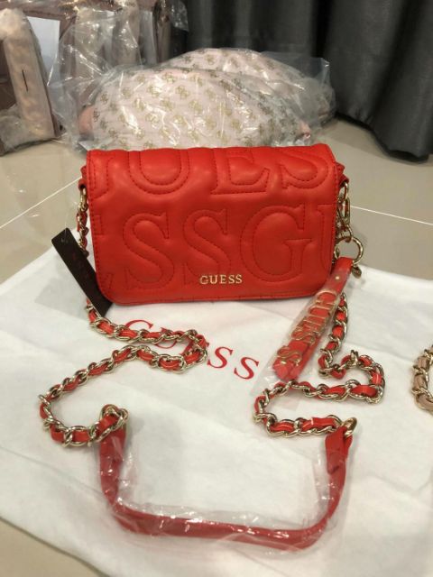 กระเป๋า-guess-พร้อมส่งครบสี-งานoutletแท้-ถูกที่สุดใน-shoper