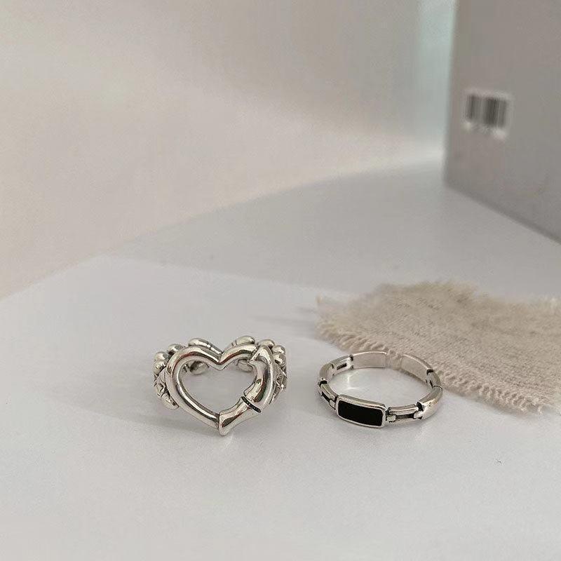ภาพหน้าปกสินค้า2PCS/Set Hollow Love Rings Female Open Ring Ins Trendy Index Finger Rings Set จากร้าน movingoon.th บน Shopee