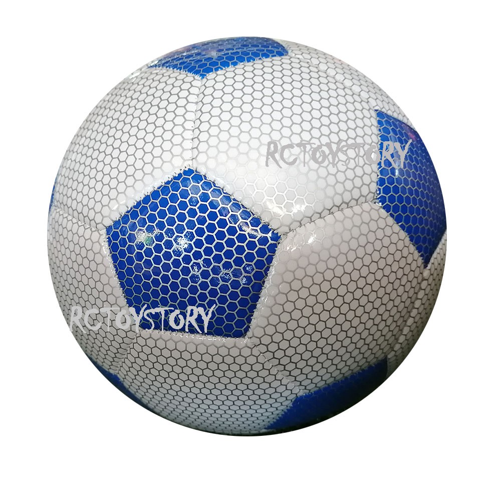 ภาพหน้าปกสินค้าRctoystory ลูกบอล ฟุตบอล ฟุตซอล บอลหนัง เบอร์ 4 (เส้นรอบวง 60 ซม.)