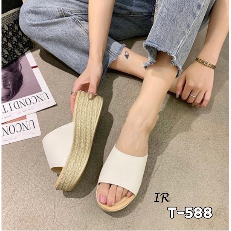 t-588-รองเท้าเตารีดสวมหนังนิ่ม-ส้นพียูเบาหวิว-เติมเต็มความสวย
