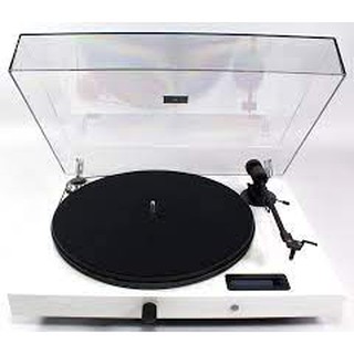 PRO JECT juke Box E  Audiophile “All-in-one Plug & Play“ turntable   included power amplifier