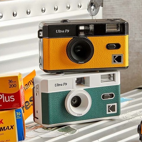 ราคาและรีวิว(พร้อมส่ง)กล้องฟิล์ม รุ่น ULTRA F9 Buil-in Flash