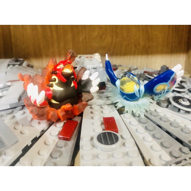Pokemon Limited Primal Groudon & Primal Kyogre 2014 Kaiyodo Mini Figure ...