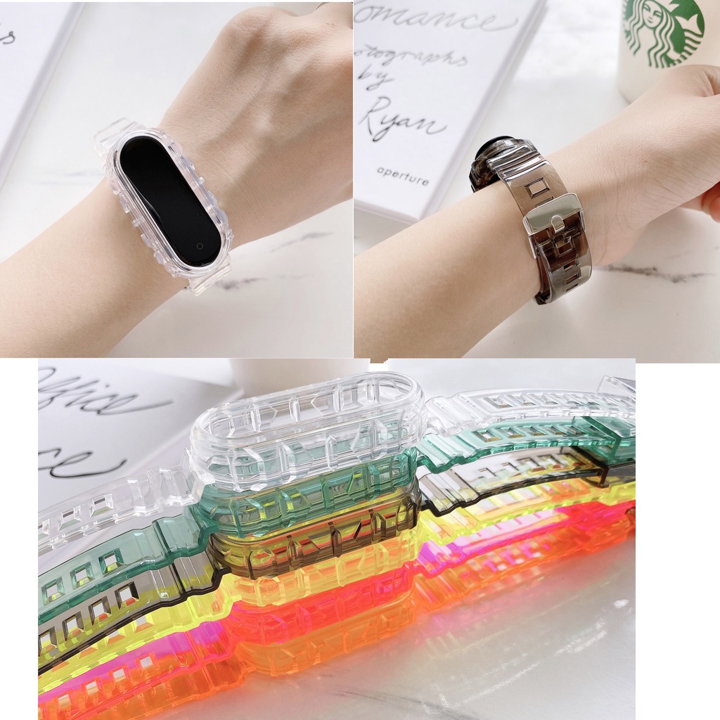 ภาพหน้าปกสินค้าสายนาฬิกาข้อมือซิลิโคน สําหรับ Xiaomi Mi band 5 Miband 5 6 7 4 3