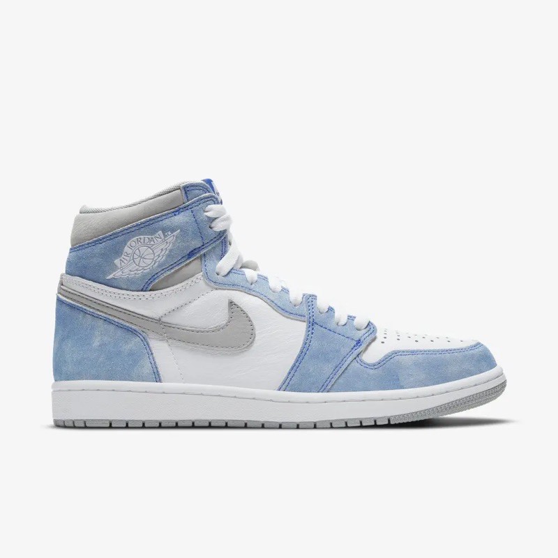 nike-air-jordan-1-high-og-hyper-royal