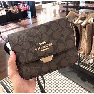 🎀 (สด-ผ่อน) กระเป๋าสะพาย 7 นิ้ว C5592 MINI BRYNN CROSSBODY IN SIGNATURE CANVAS