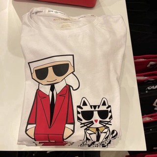 【hot sale】เสื้อยืด ผ้าฝ้าย ทรงหลวม ลาย Karl Lagerfeld สไตล์จีน แฟชั่นสําหรับผู้ชาย และผู้หญิง
