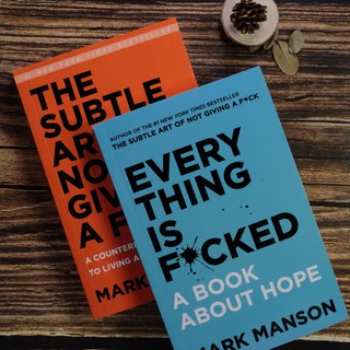 【หนังสือภาษาอังกฤษ】English book The subtle art of not giving a f*k + Everything is f*cked two book set