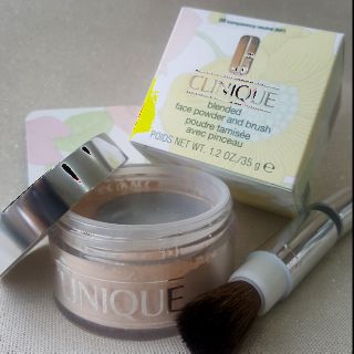 CLINIQUE แป้งฝุ่นโปร่งแสงคลีนิกข์ Blended Face Powder and Brush #08 Transparency neutral